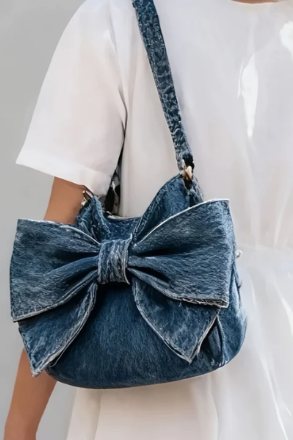 Alice - Retro Bow Bag