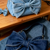 Alice - Retro Bow Bag