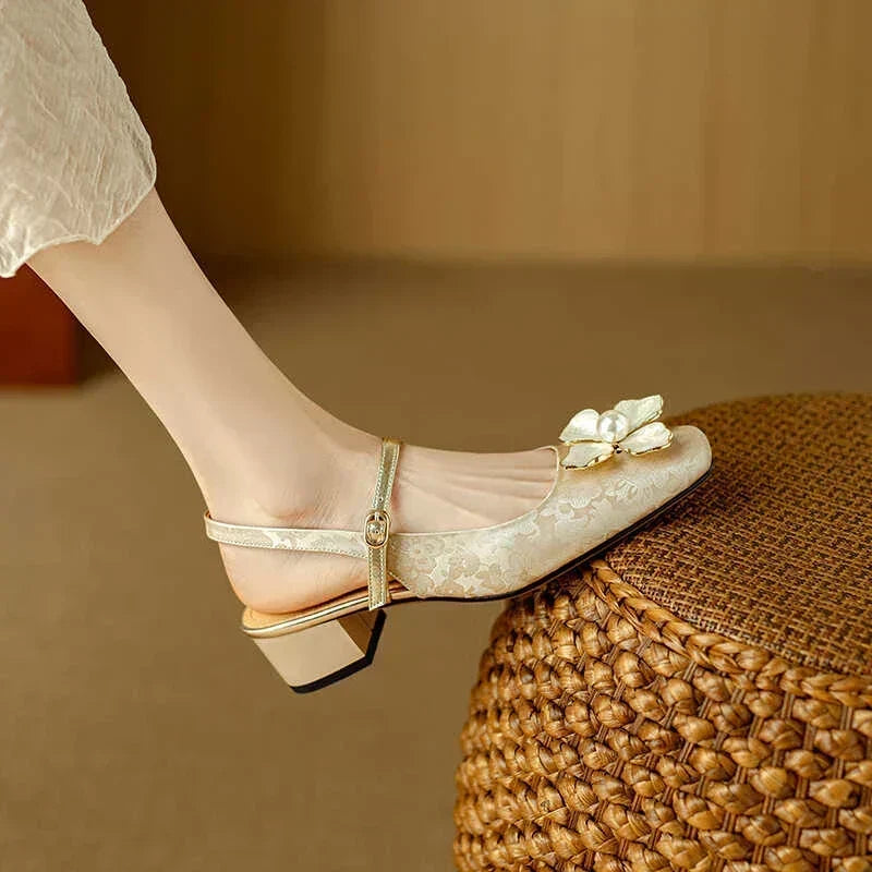 Arabella | Elegant Shoes with Floral Detail