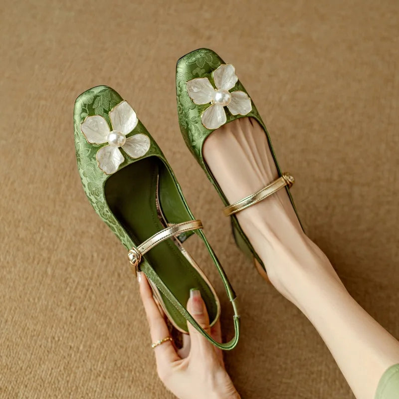 Arabella | Elegant Shoes with Floral Detail
