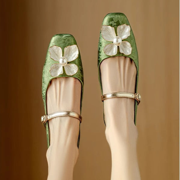 Arabella | Elegant Shoes with Floral Detail